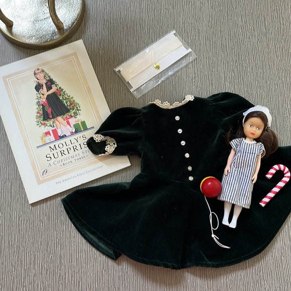American Girl Other - American Girl Molly Christmas
